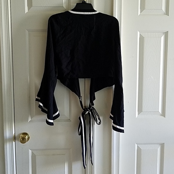 Top - Picture 5 of 6